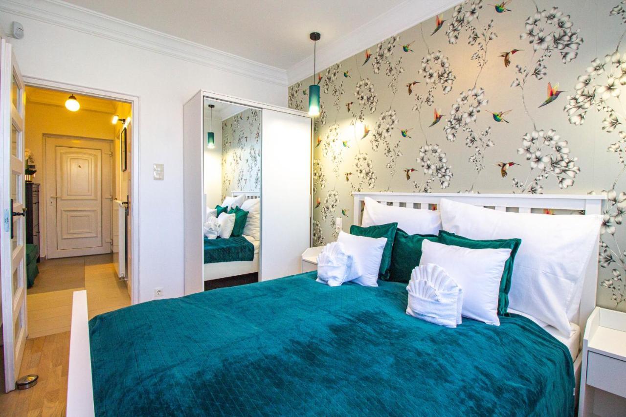 Hillside Lodge Budapest Exteriör bild